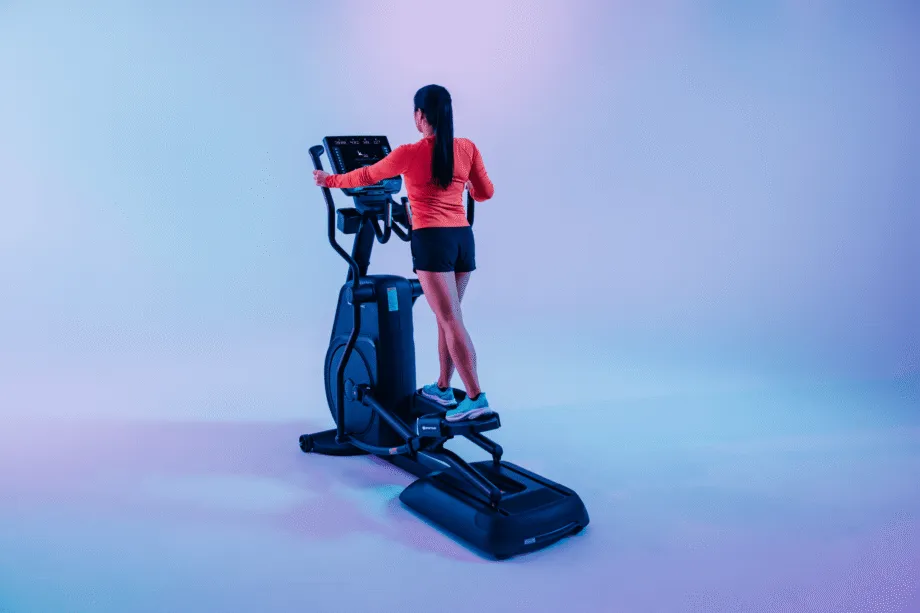 next-gen-cardio-star-trac-8ct-crosstrainer-image-gallery-4