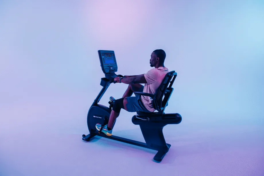 next-gen-cardio-star-trac-8rb-image-gallery-2