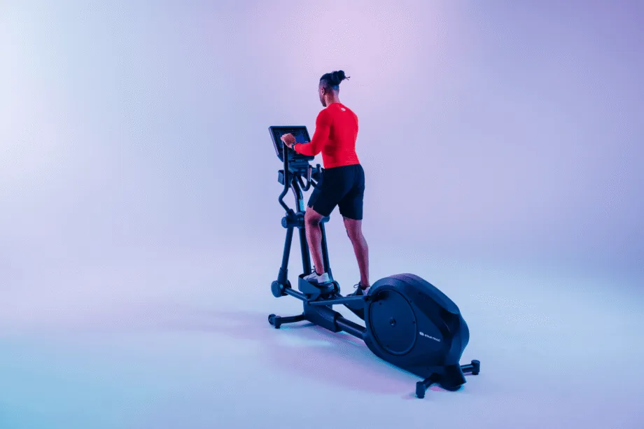 next-gen-cardio-star-trac-8rde-image-gallery-2