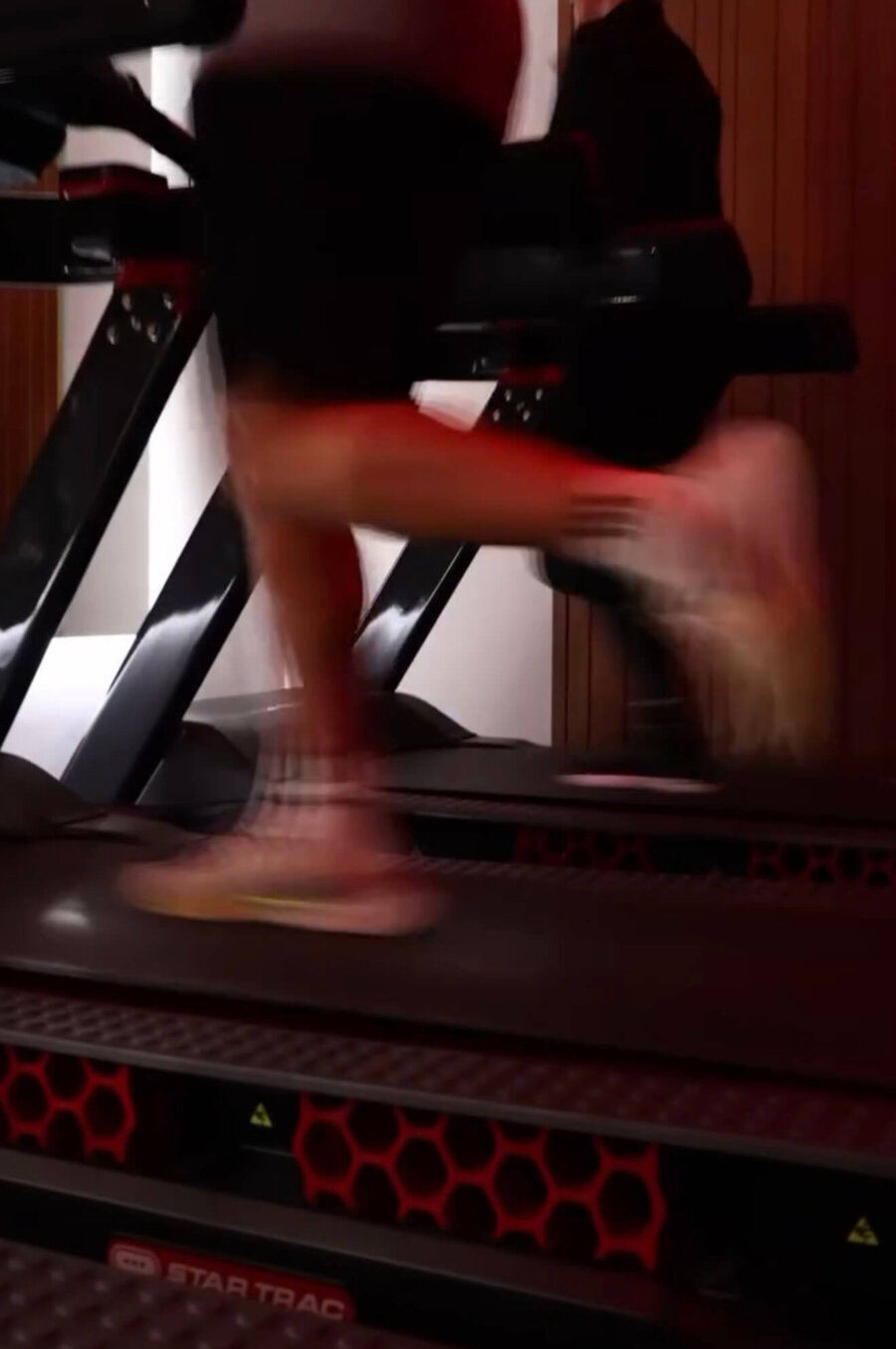 HIIT n RUN är upplevelseträning som skapar träningsglädje och hype. Den exklusiva känslan blir något man gärna är en del av och gärna pratar om.